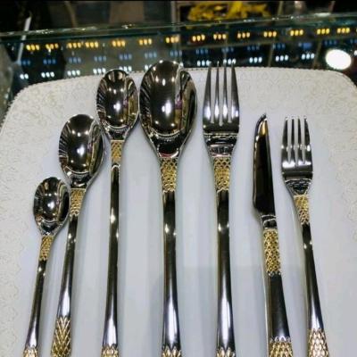 سرویس قاشق و چنگال طلایی 12 نفره59 پارچه نیمه طلایی دهانه اروپایی یون
