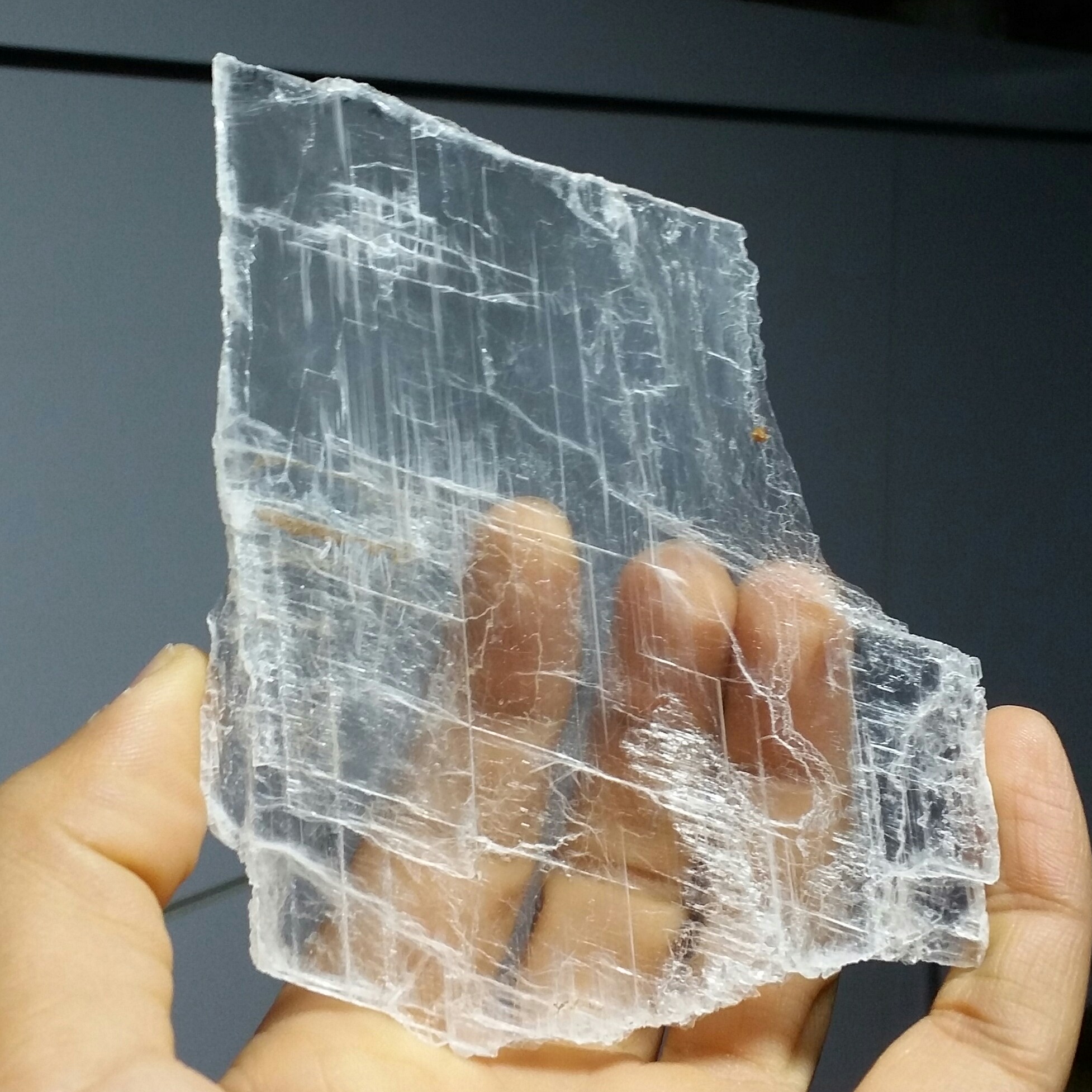 اسلایس سنگ راف ژیپس پلکانی شفاف خاص
 100 در 100 طبیعی شاهکار خلقت
کد 11421