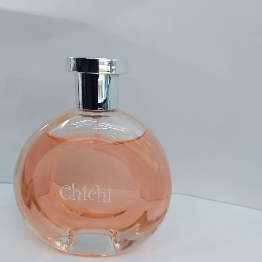 ادکلن زنانه Chichi