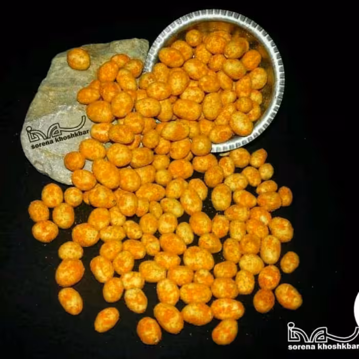 بادام زمینی روکشدار با طعم کچاپ در بسته بندی 300 گرمی