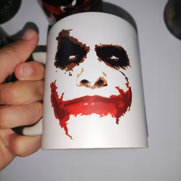 ماگ سینمایی حرارتی جوکر   joker  (  هالیوود . سینما . فیلم )
