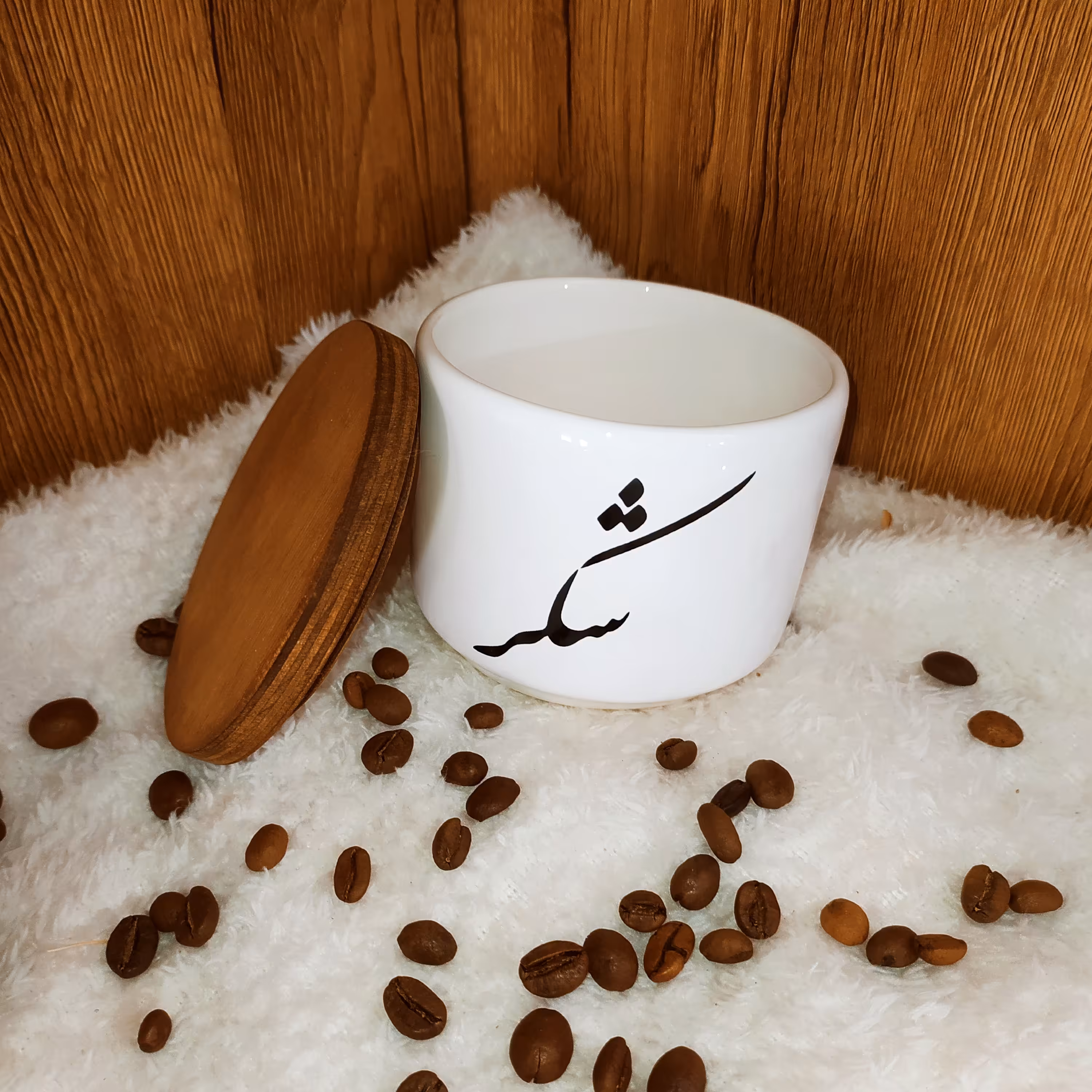 ارسال رایگان بانکه سرامیکی درب دار مدل شکر