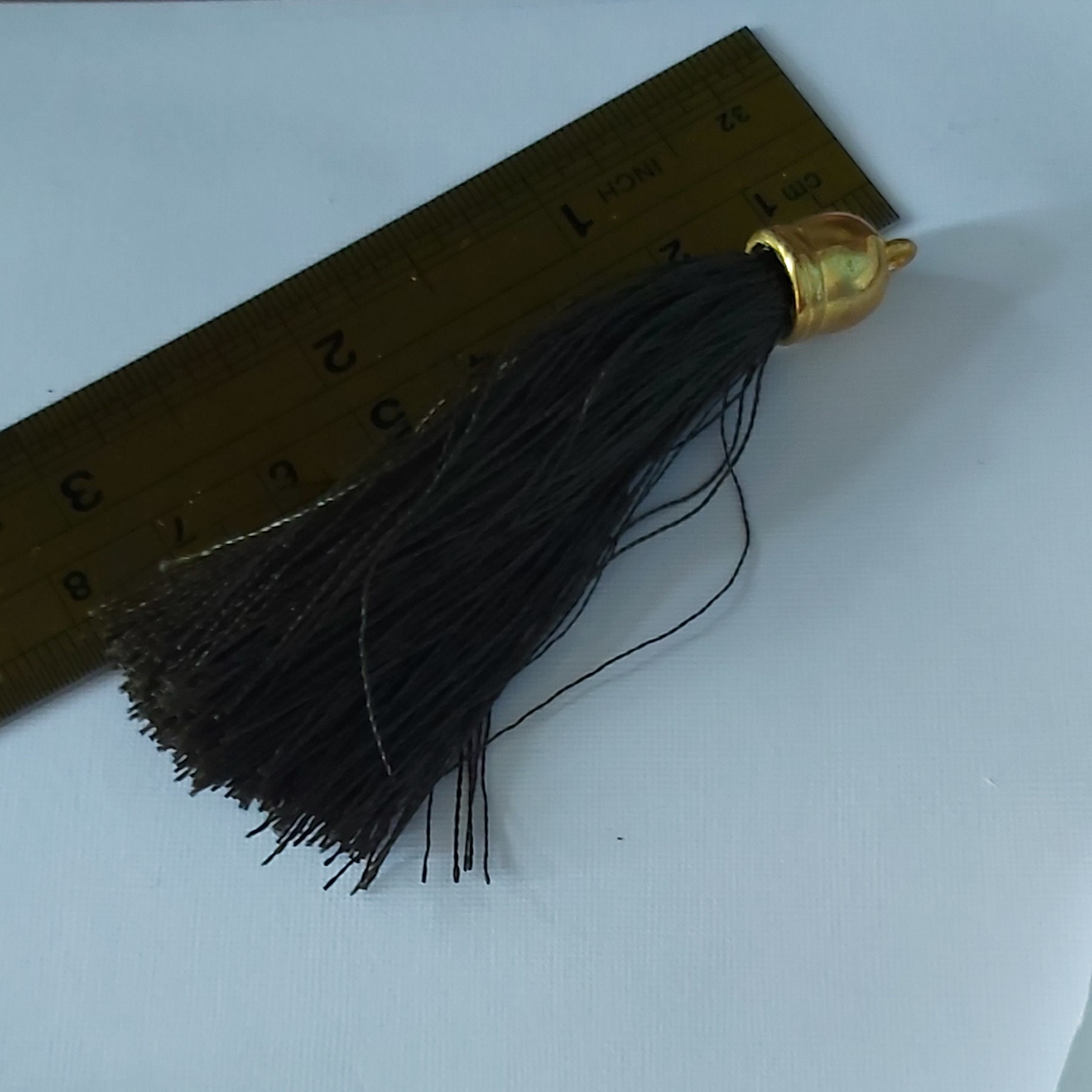 منگوله یشمی تیره پرتراکم7سانتی یک عدد