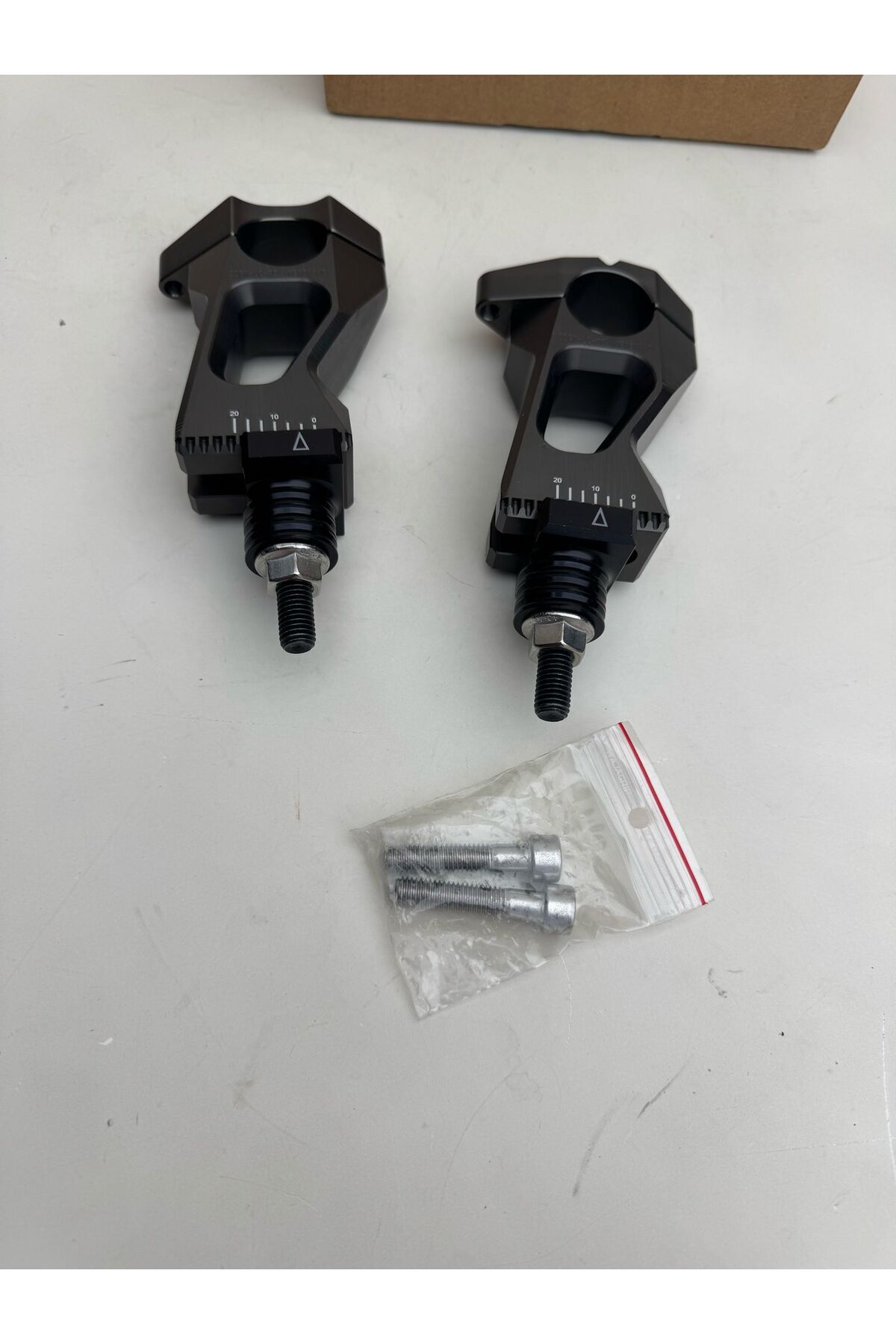 لوازم یدکی موتورسیکلت TRACER 900 HANDLEBAR HOLDER YAMAHA Yamaha