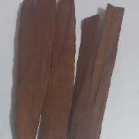 چوب صندل سرخ 