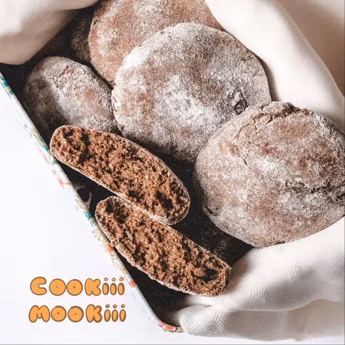 کوکی رژیمی شکلاتی بدون قند و روغن مناسب میانوعده و برای رژیم بسیار مناسب