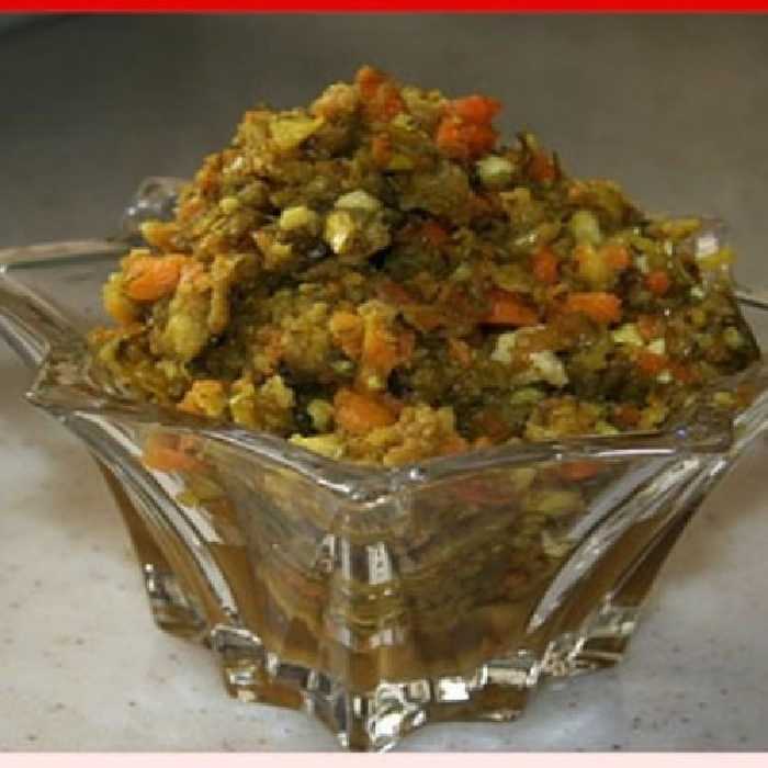 ترشی لیته تبریزی ده کیلویی بسیار خوشمزه و تازه تهیه شده از بهترین مواد اولیه 