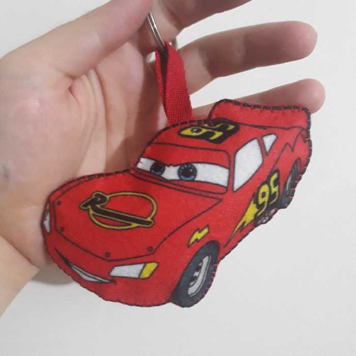 ماشین مک کویین آویزکیف و جاسوییچی(گیفت حرف م جاکلیدی)