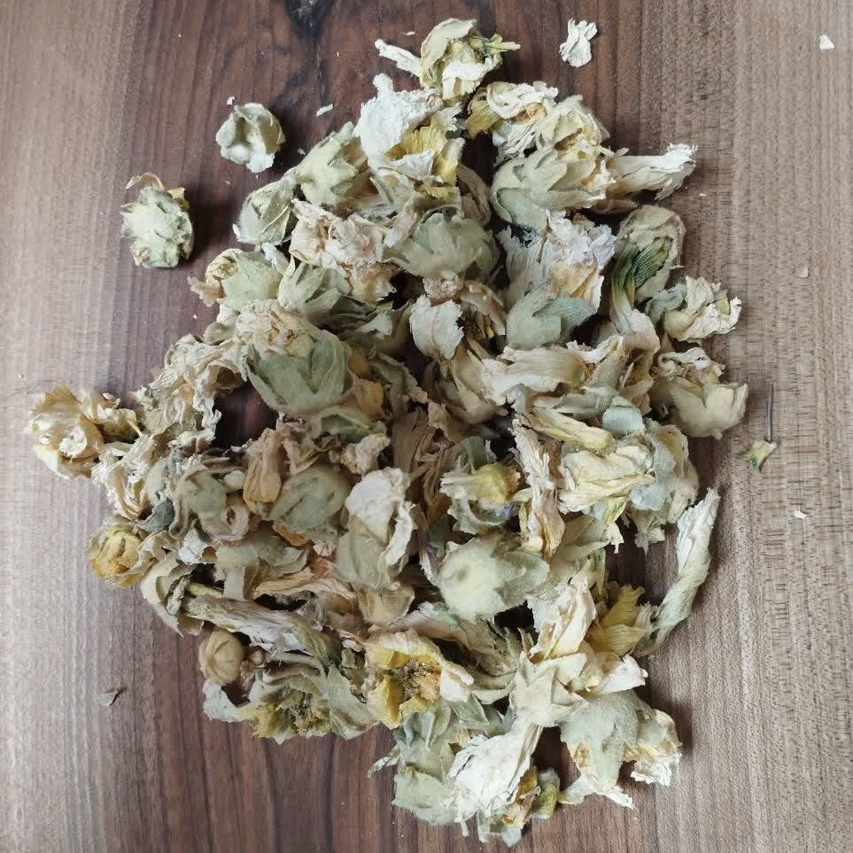 گل ختمی سفید اعلا در بسته بندی (200 گرمی)