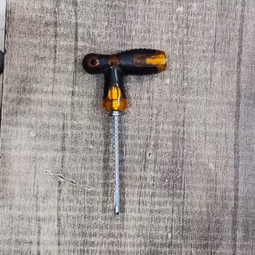 پیچ گوشتی دو سو و چهار سو مشتی 