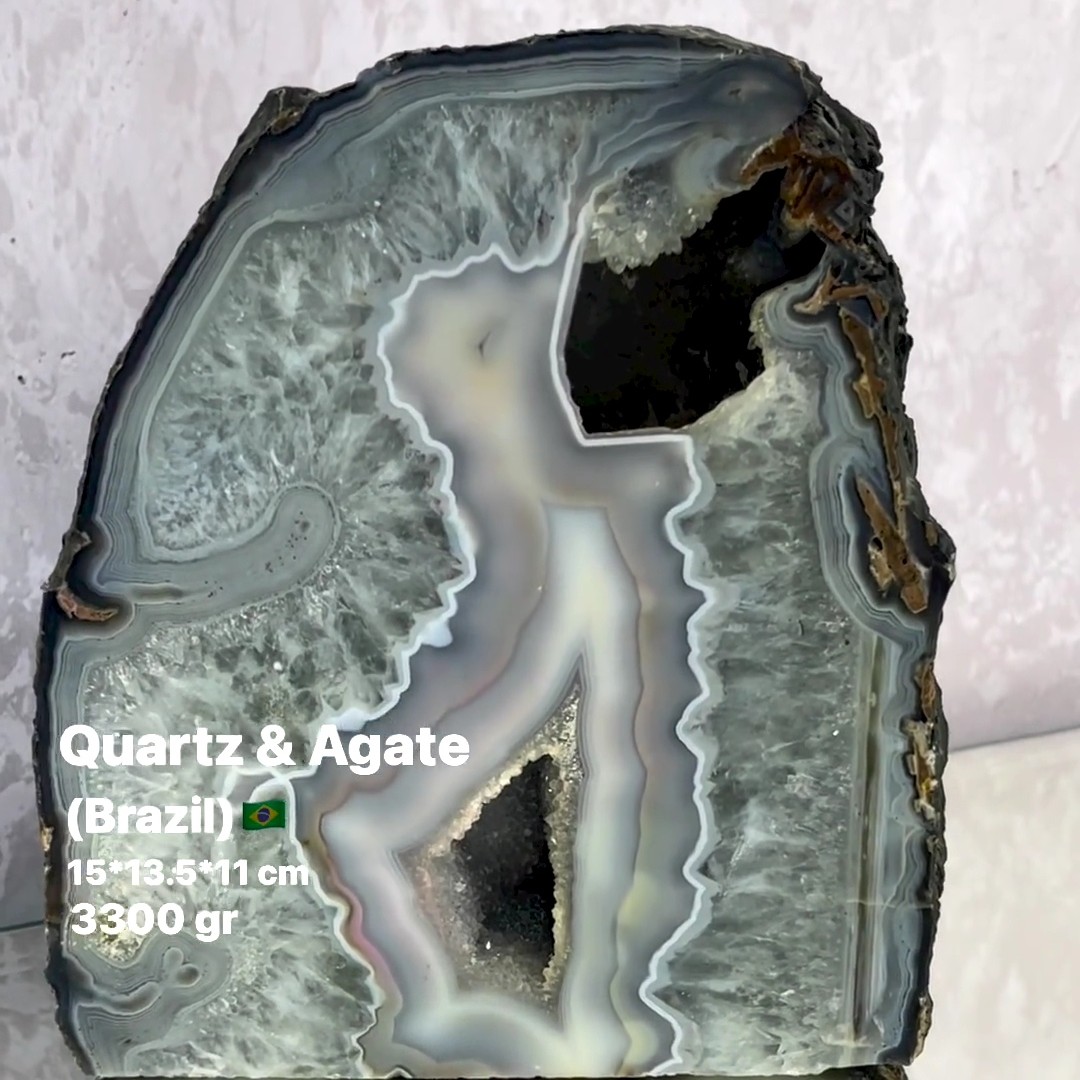 عقیق برزیلی طبیعی و معدنی اصل