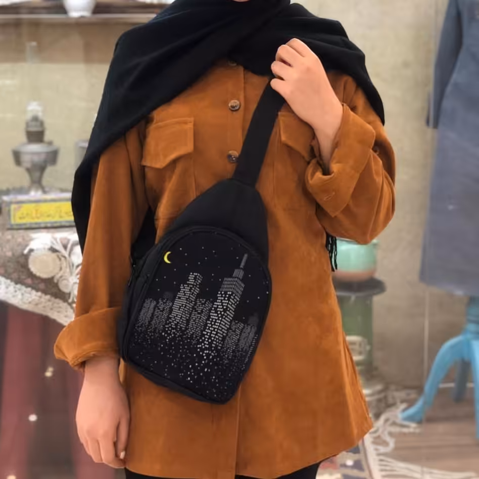 کیف کج دخترانه در طرح های فانتزی 