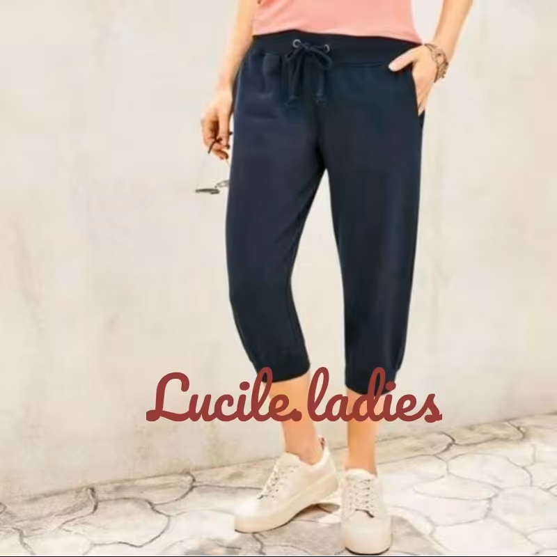 شلوار برمودا اسلش سورمه ای. آلمانی. 36 تا 38 