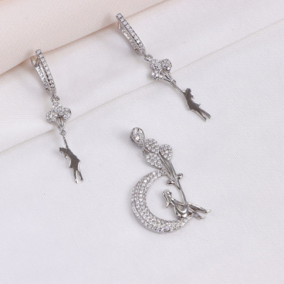 نیم ست نقره طرح دختر بادکنک سوار قالب طلا کد 1686