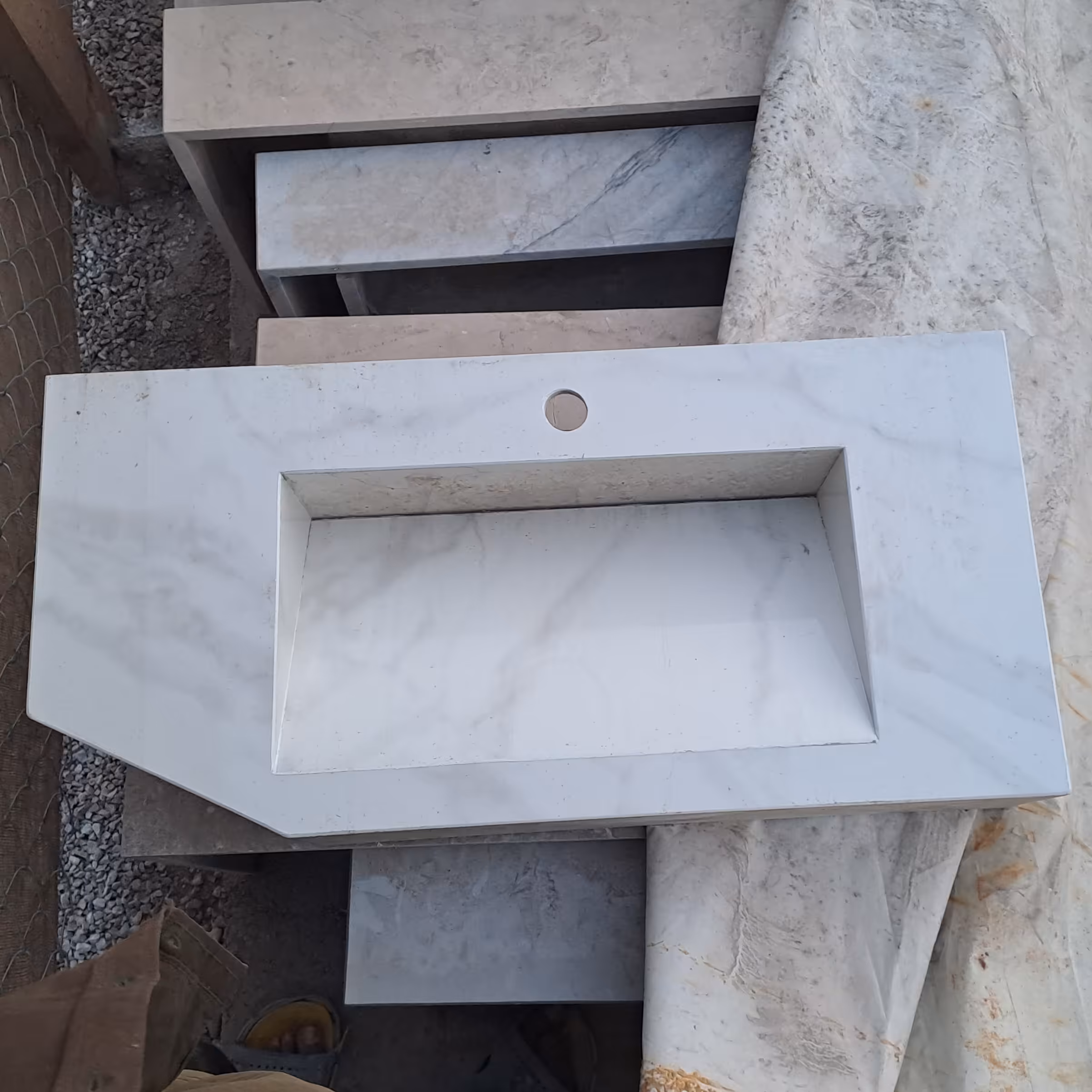 روشویی سرامیکی طرح پارادایس تک شیب کونیک به همراه کابینت pvc فروش و تخفیف ویژه