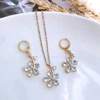 ️نیم ست جواهری استیل طرح گل