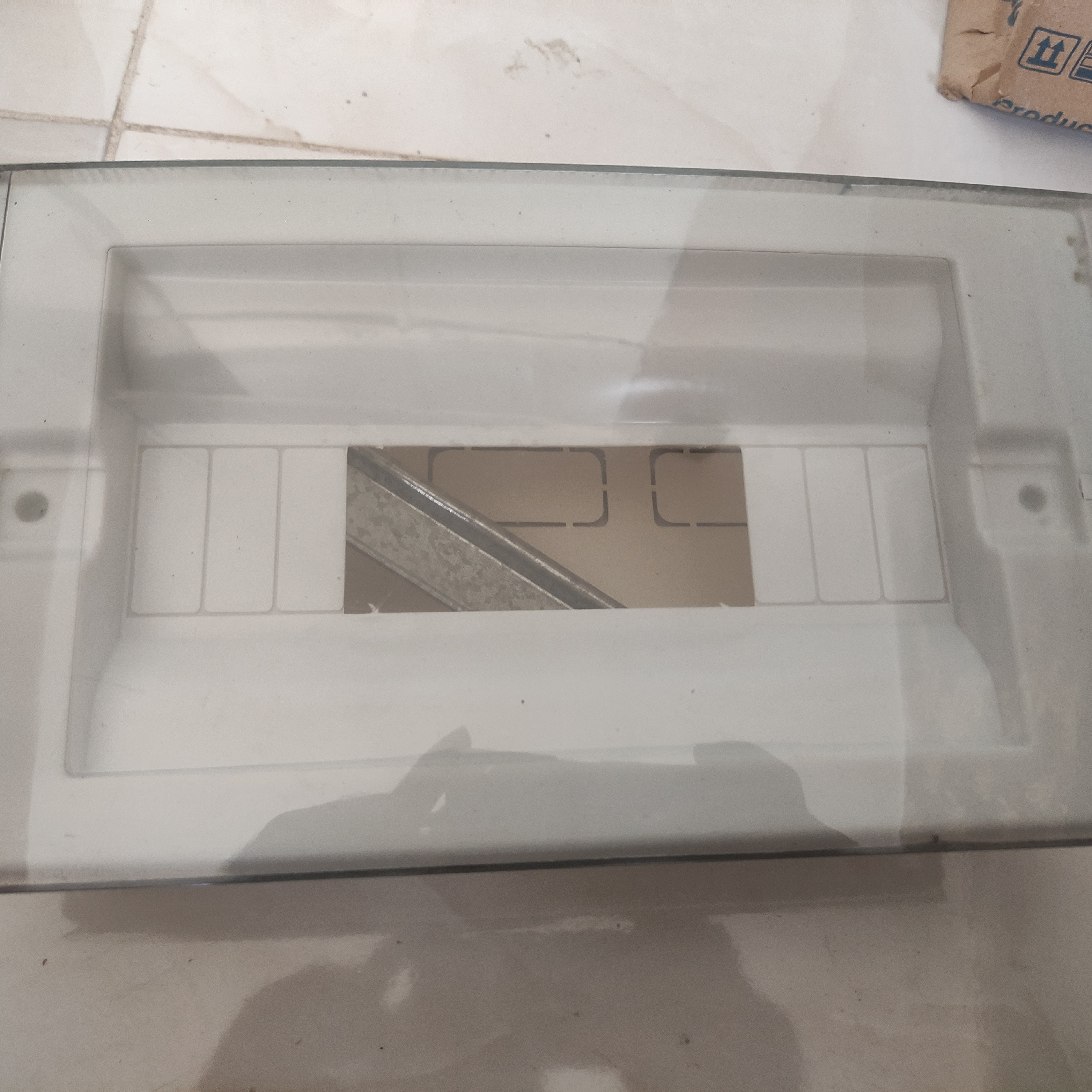 جعبه فیوز مینیاتوری 8تایی 