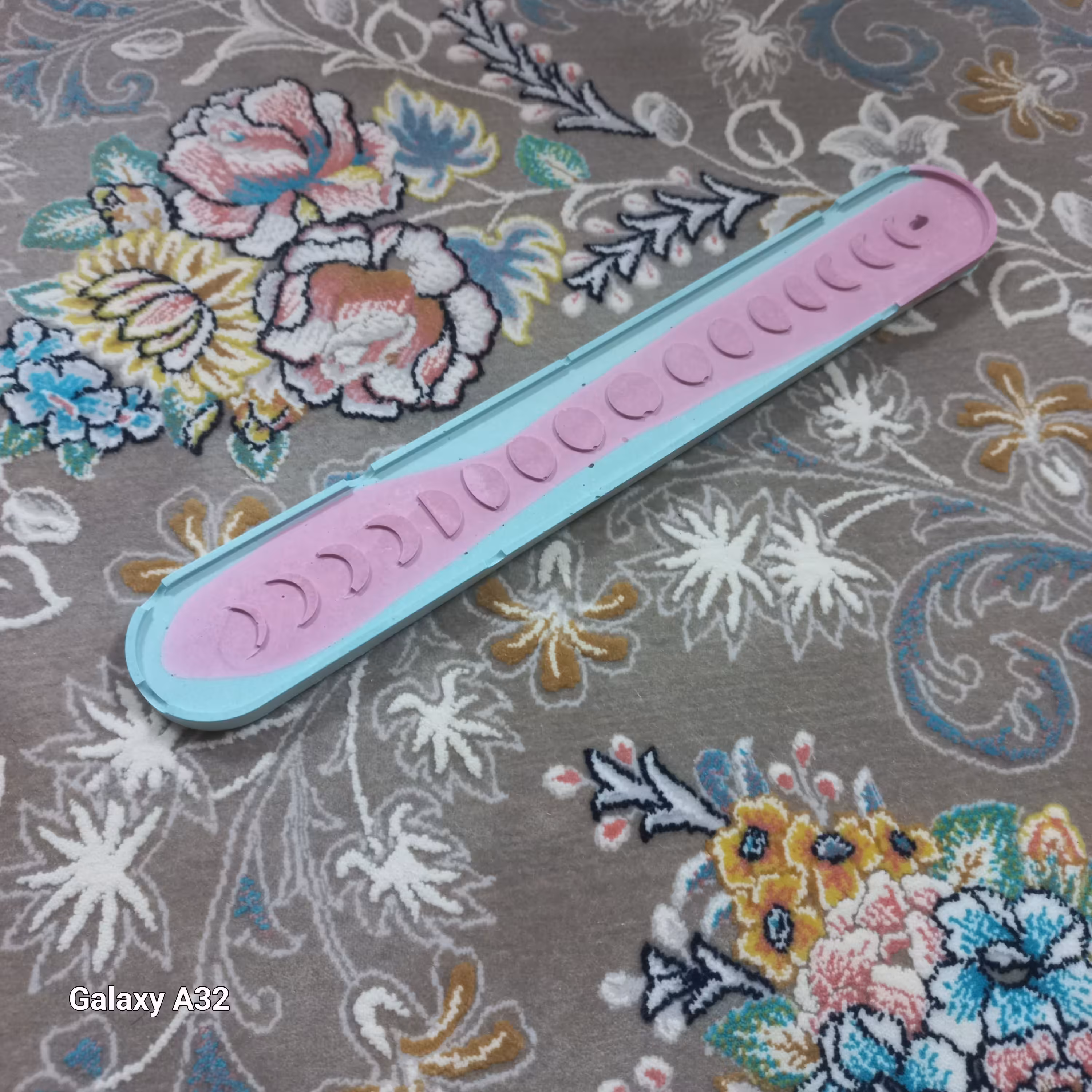 جاعودی طرح ماه در رنگ های مختلف (زرد،مشکی،آبی،سبز)