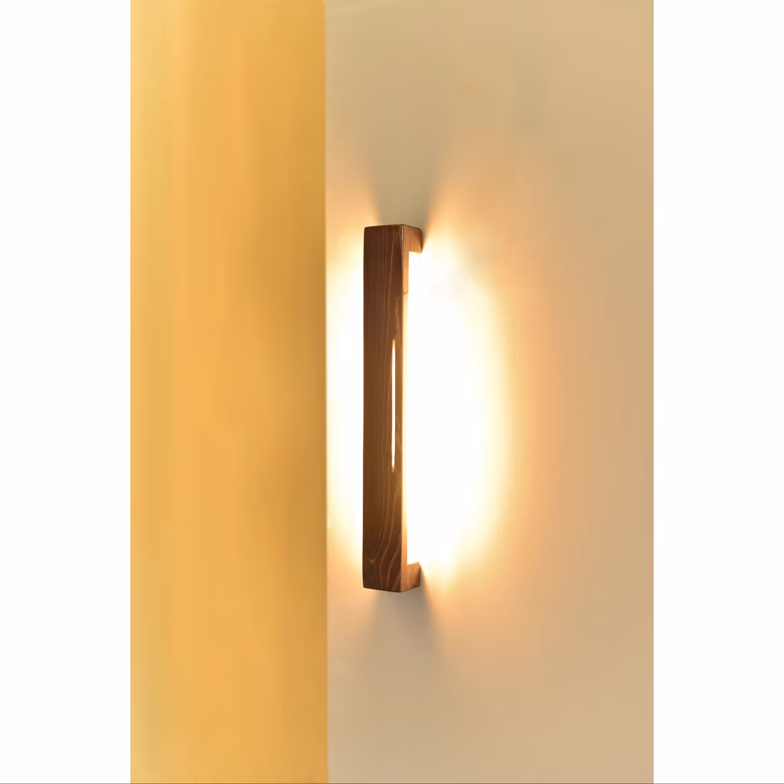 چراغ خواب چوبی دکوراتیو و تزیینی دیواری از چوب نراد و LED آفتابی مدل اخگر کد 40