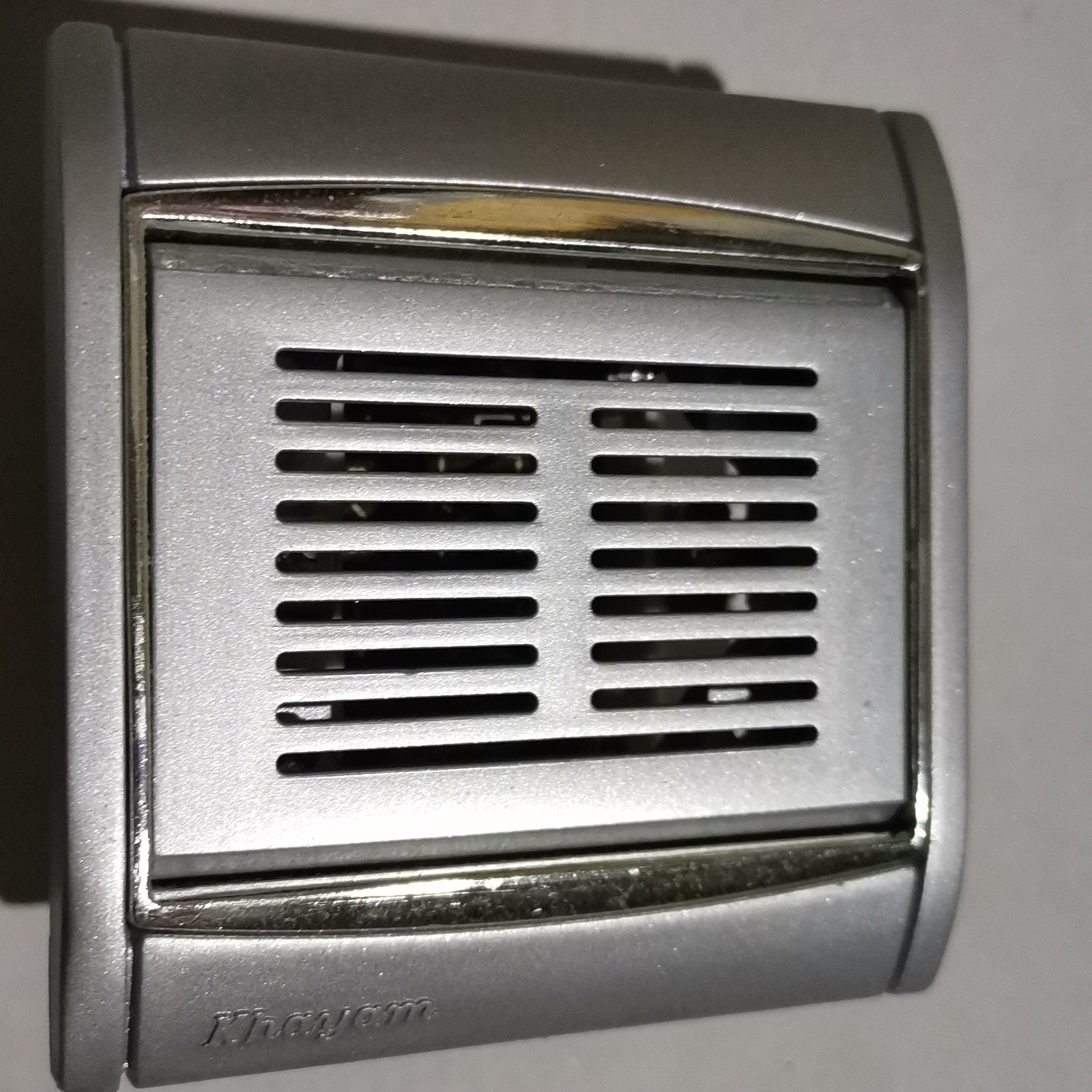 زنگ بیزر توکار مدل پاریس نقره ای شرکت خیام الکتریک 