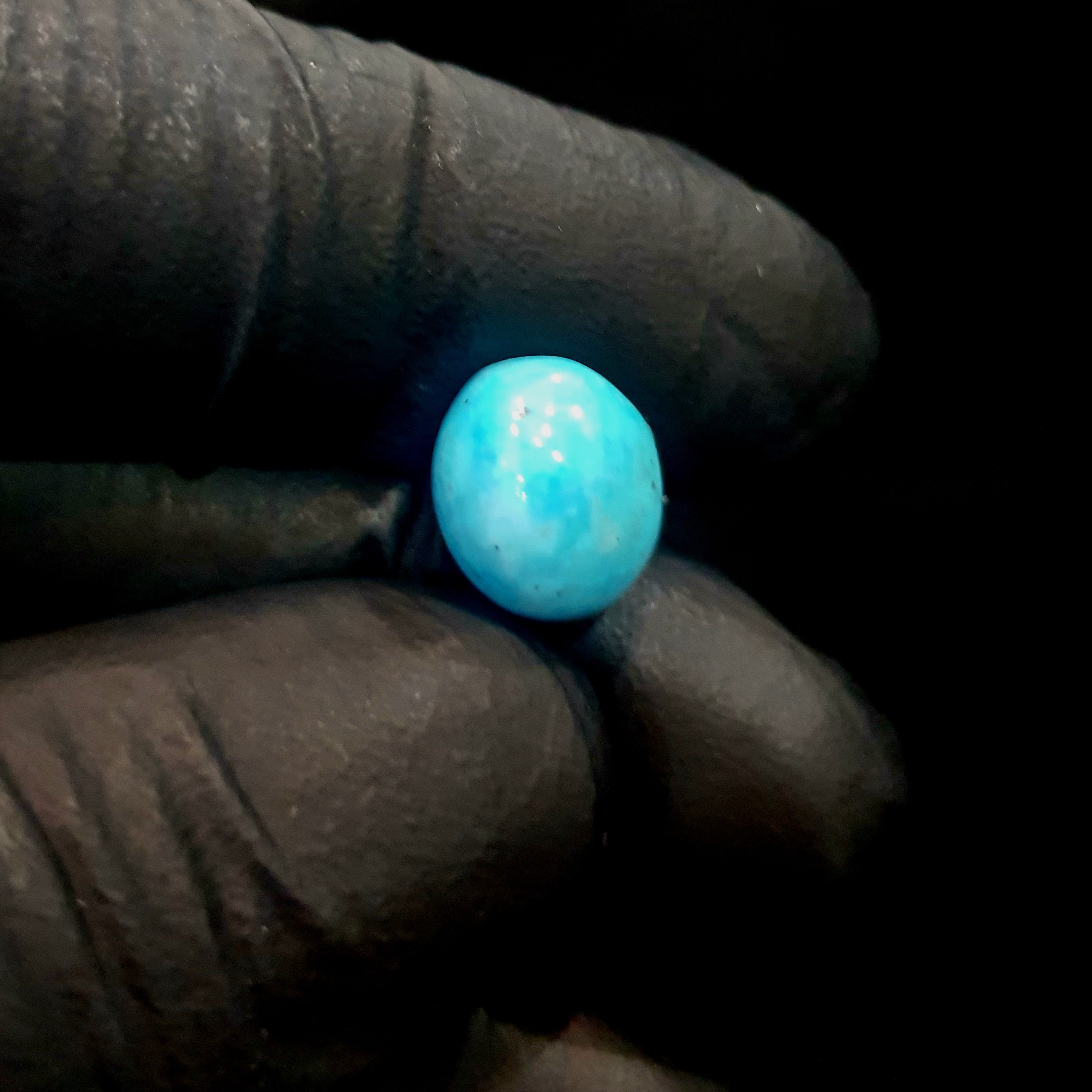 سنگ فیروزه تمام آبی