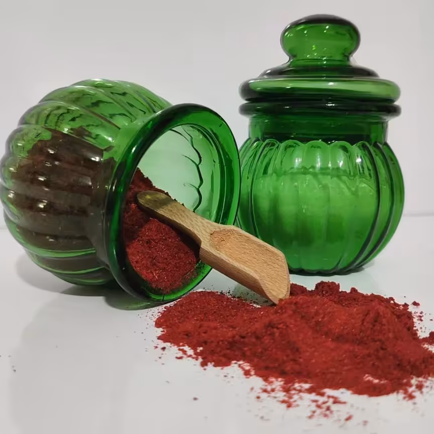 بانکه کدویی رنگ ثابت و تک رنگ بلور  به تعداد محدود موجود است