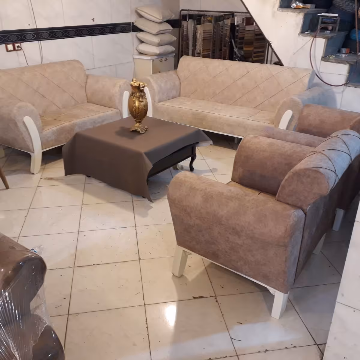 مبل اسکارلت راحتی لوکا 