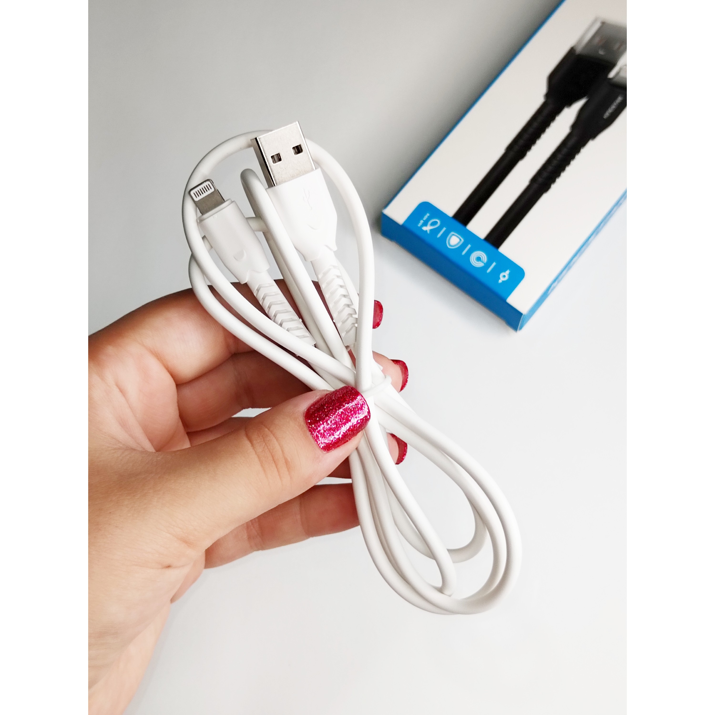 کابل شارژ  آیفون 2.1A 1.1M اپل لایتینگ شارژر (پس کرایه)