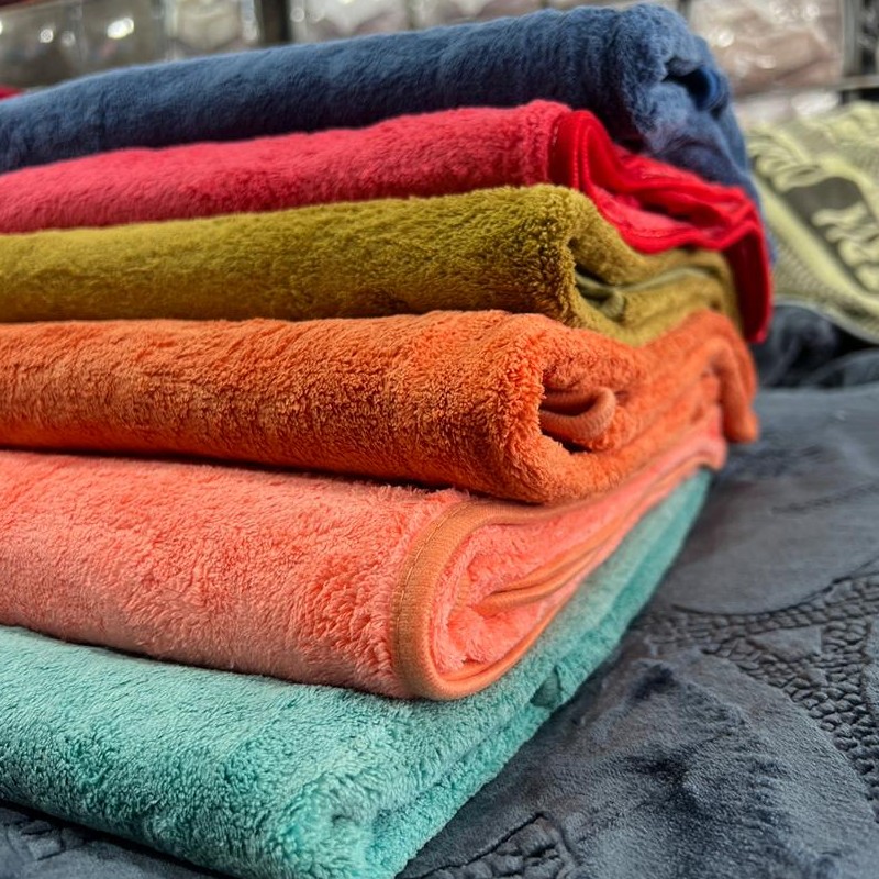 حوله حمامی بزرگ نانو