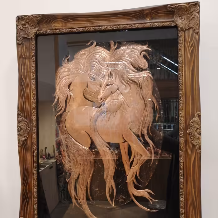 تابلو مس دو اسب وحشی.  این تابلو برای شهرستان با باربری ارسال میشود و هزینه باربری به عهده مشتری مباشد