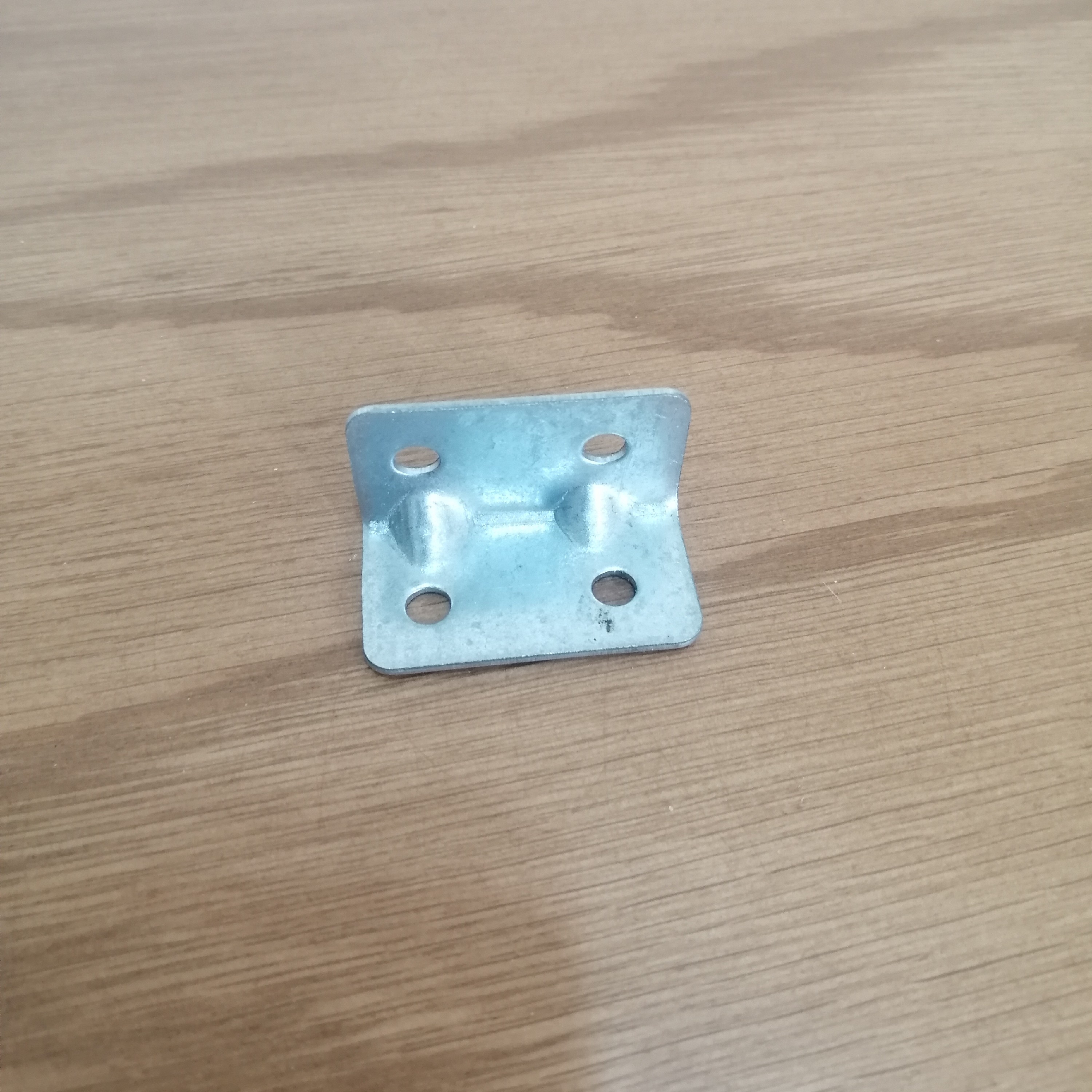 بست گونیا -گونیا کابینت و کمدفلزی 4سوراخ بسته 20 عددی