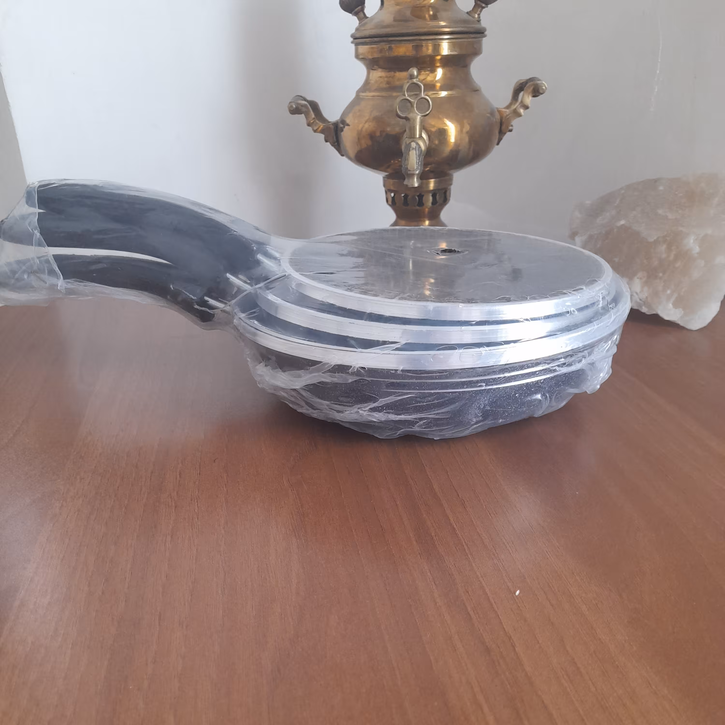 تابه سه تایی مینی سایز کوچک در سایز16و 18و 20 داخل زنبوری با کیفیت تک دسته