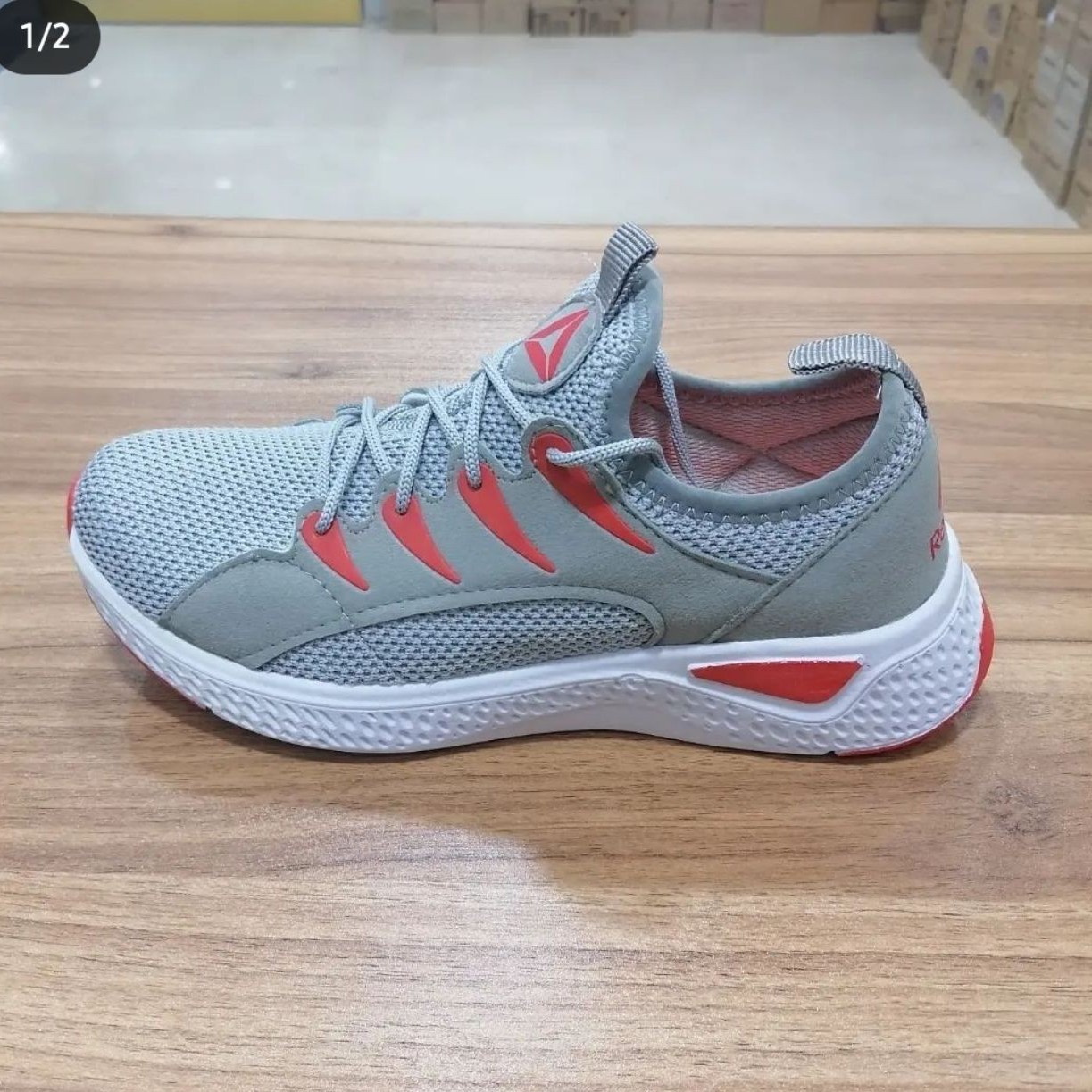 کفش مردانه و پسرانه جورابی