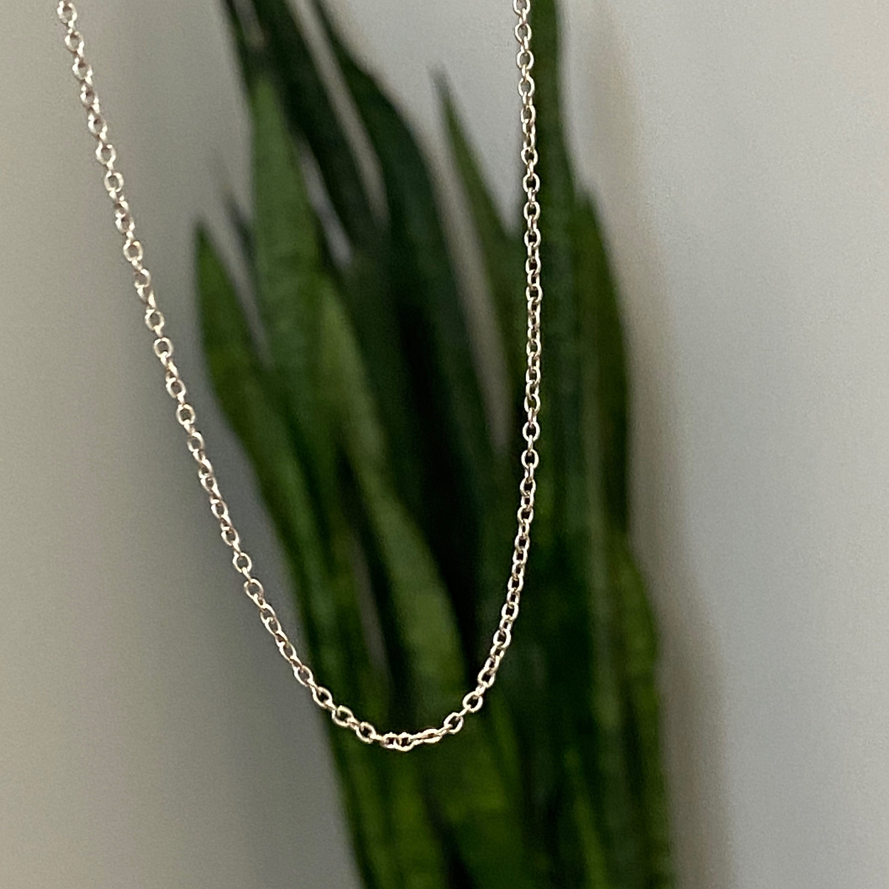 گردنبند و زنجیر تک بسیار زیبا و ظریف اکسسوری خاص برای کادو تولد