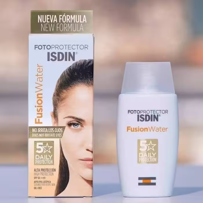 ضدآفتاب بی رنگ ایزدین مدل فیوژن  واترspf50حجم50میل