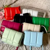 کیف زارا سایز بزرگ گوشی جا میشه مد و ترند سال با کیفیت بسیار بالا