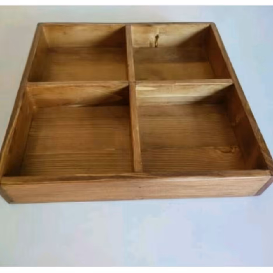 اردو خوری چهار خانه چوبی رنگ قهوه ای روشن چوب روس ضد آب 