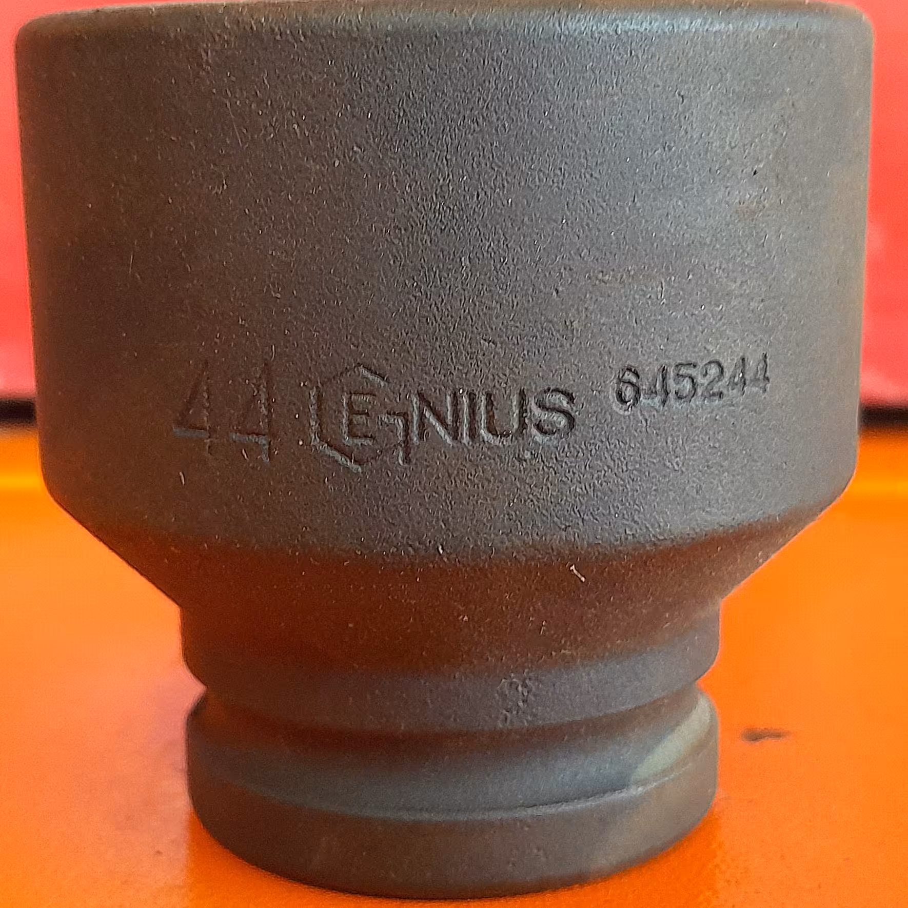 بکس44  جنیوس مشکی اصل (سه چهارم)