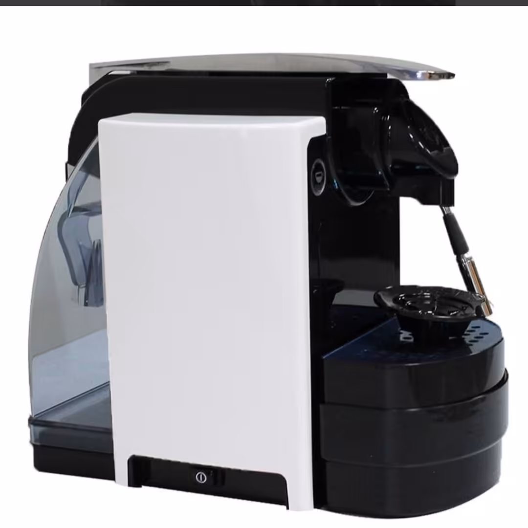 اسپرسو ساز  و قهوه ساز کپسولی،همراه نازل شیر .برند کاپیتانی ایتالیایی  .سازگار با کپسول قهوه لاواتزا پوینت