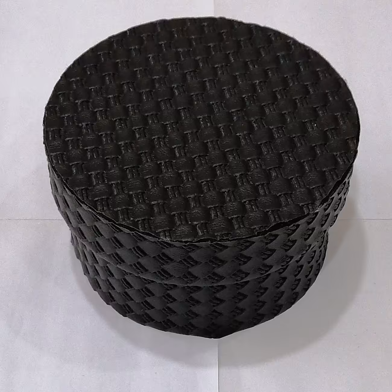 جعبه کادویی چرم گرد سایز1