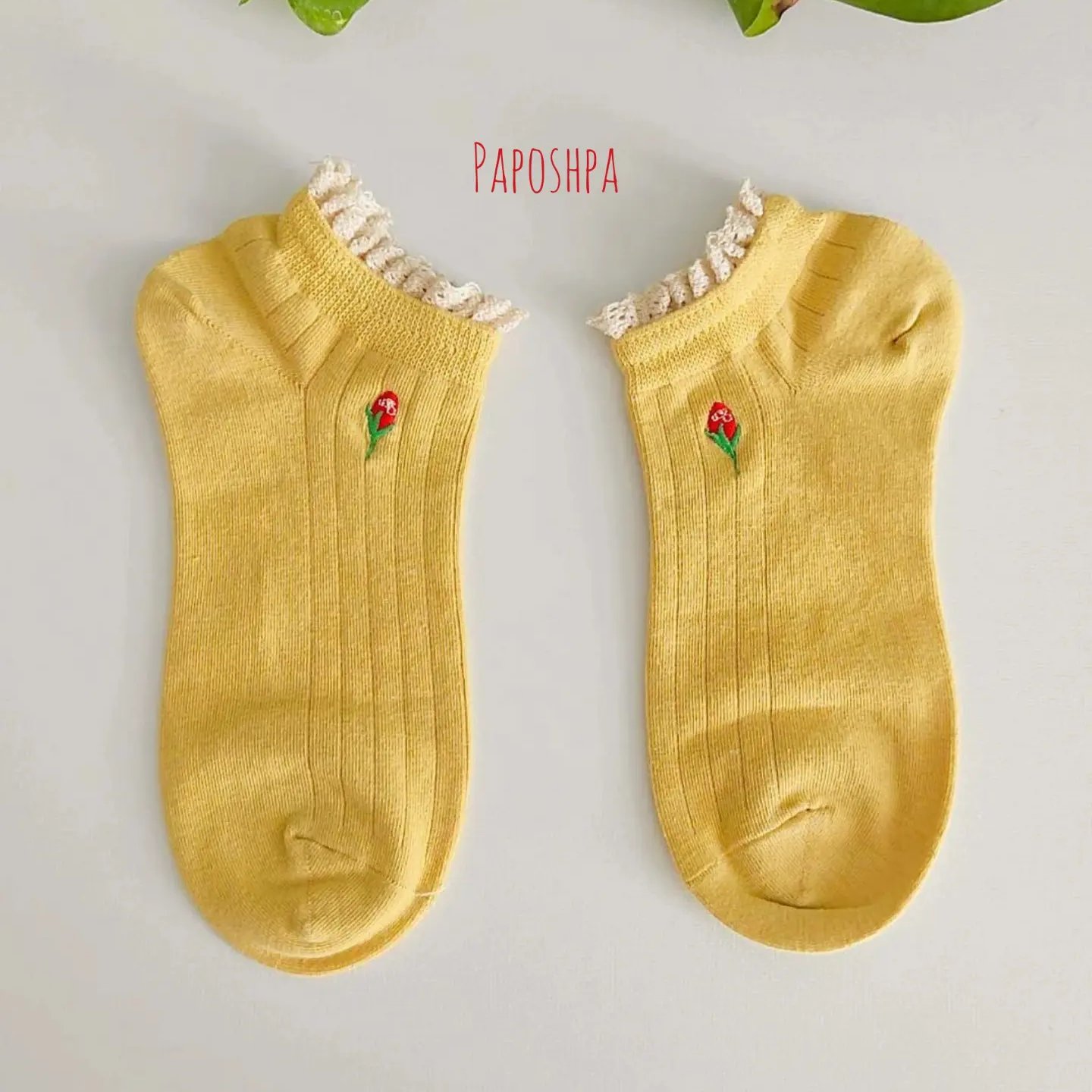 جوراب لب گیپوری گلدوزی شده