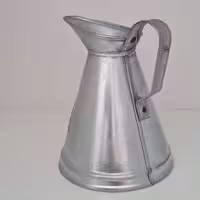 پیمانه  نیم لیتری تعویض روغن