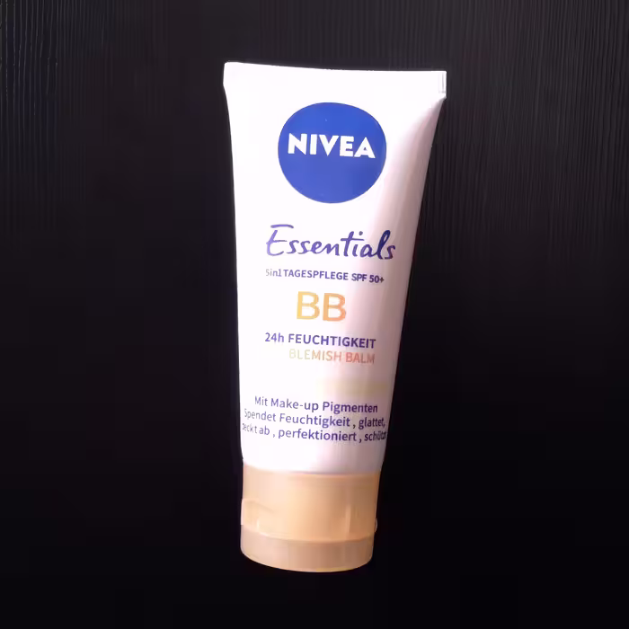 بی بی کرم  و ضدآفتاب رنگی  spf50  آبرسان 