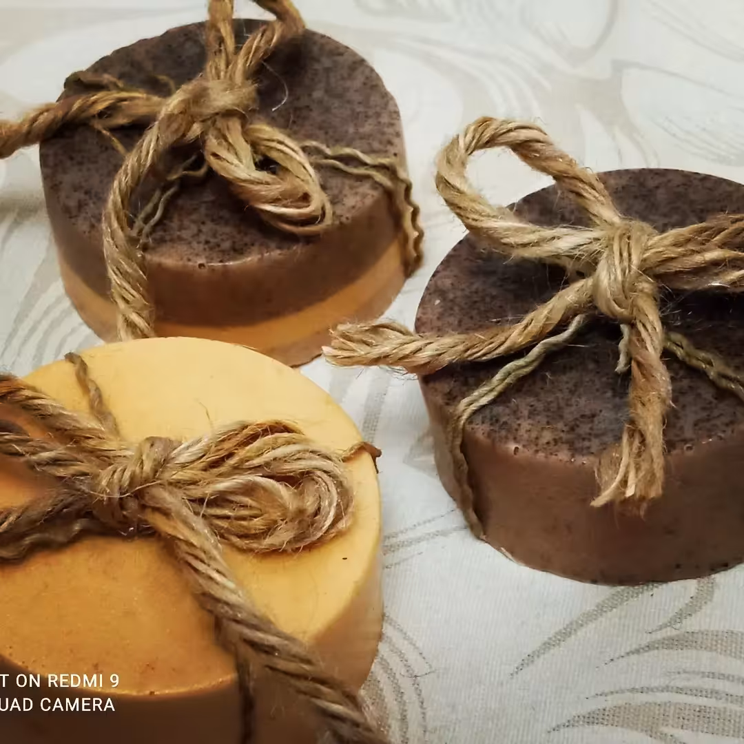 صابون بابونه و دارچین 