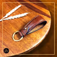 جا کلیدی چرم طبیعی گاوی دست دوز - رنگ قهوه ای طرح ساده