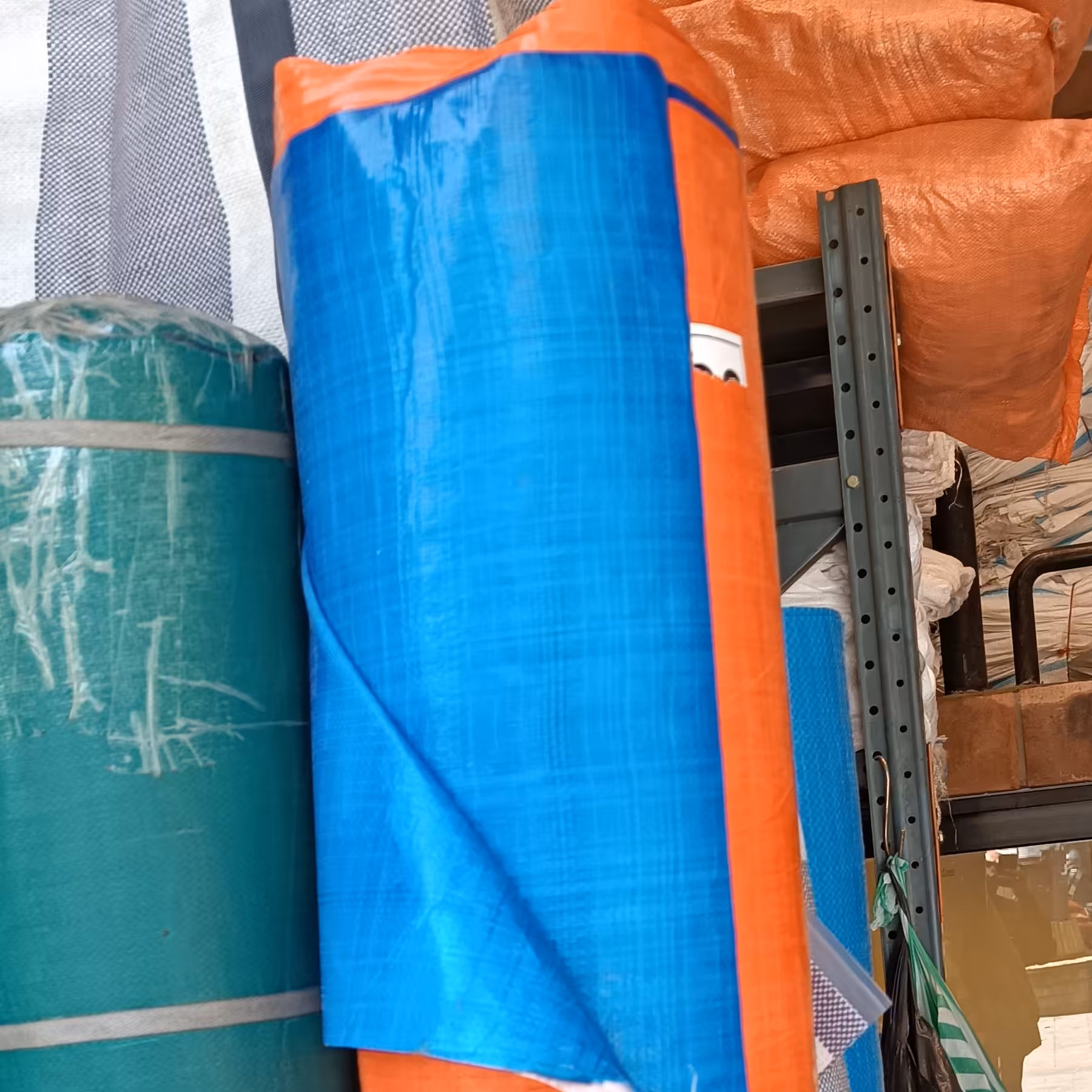 گونی دورو لمینت ضدآب و ضدآفتاب عرض 4 متر و طول 10 متر کیفیت درجه یک 