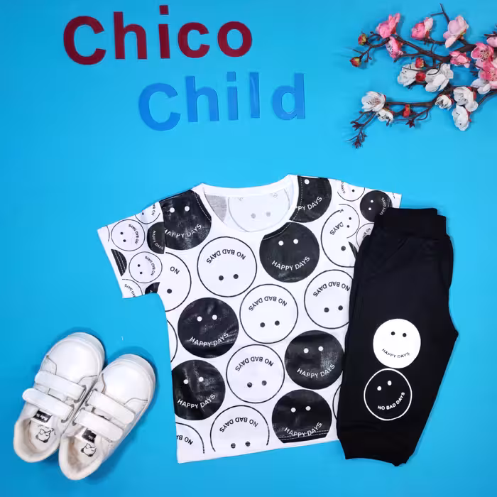 تیشرت شلوارک اسپورت بچگانه سفید مشکی طرح استیکر سایز 35  