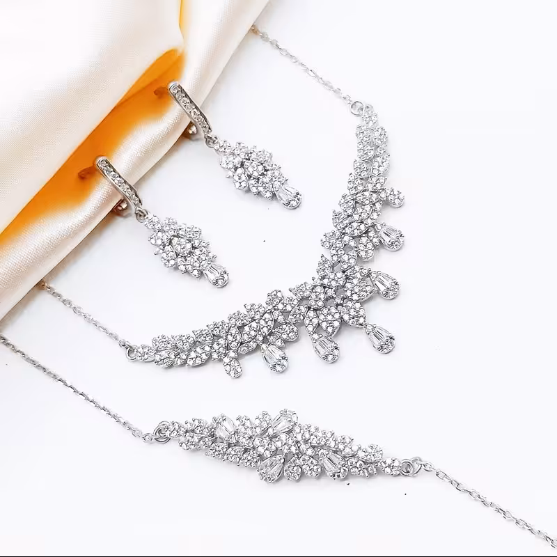 سرویس نقره ظریف نگین دار زنانه شیک ma-n10