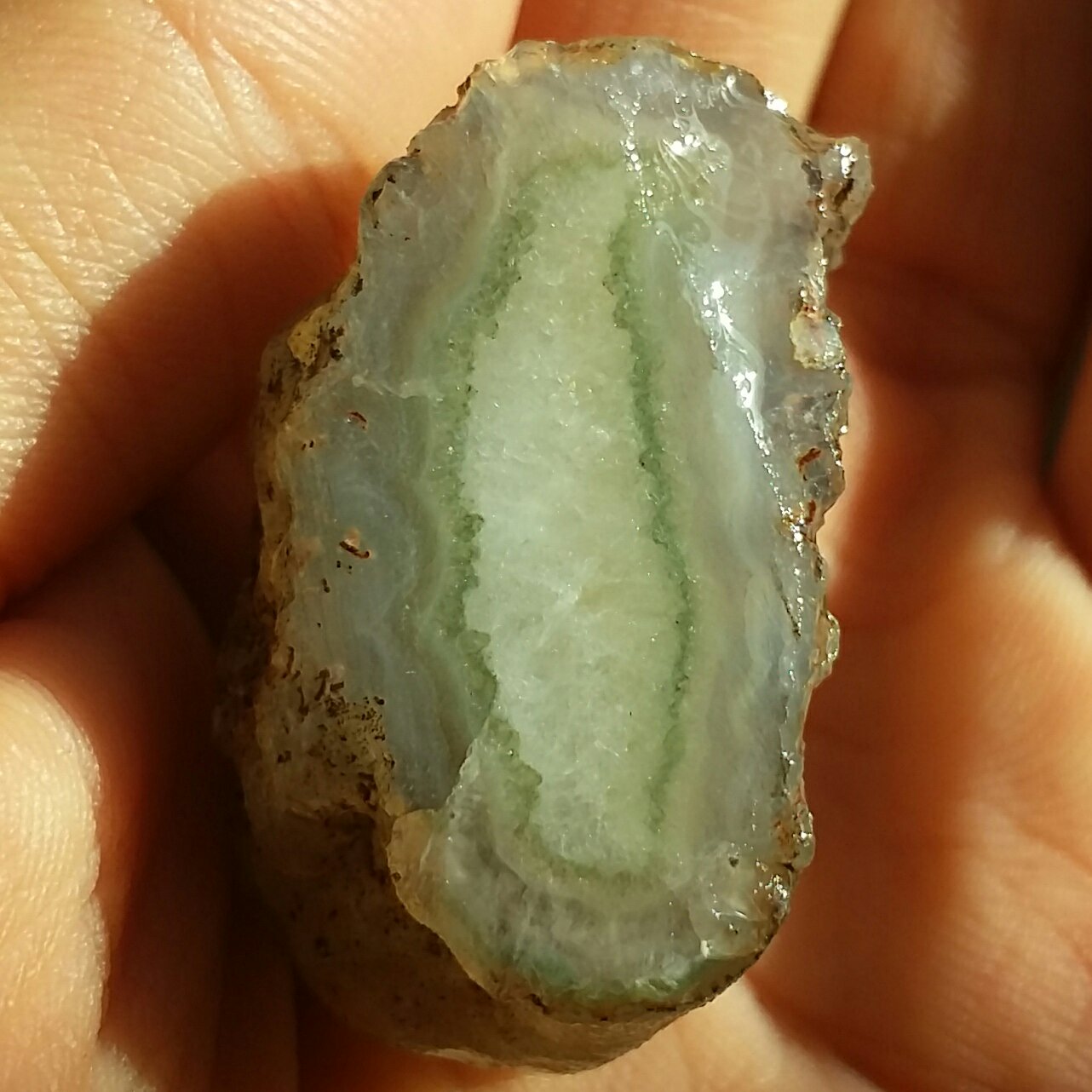 اسلایس سنگ راف عقیق سلیمانی 3 بعدی رنگی خاص محشر 100درصد طبیعی 
شاااهکار خلقت