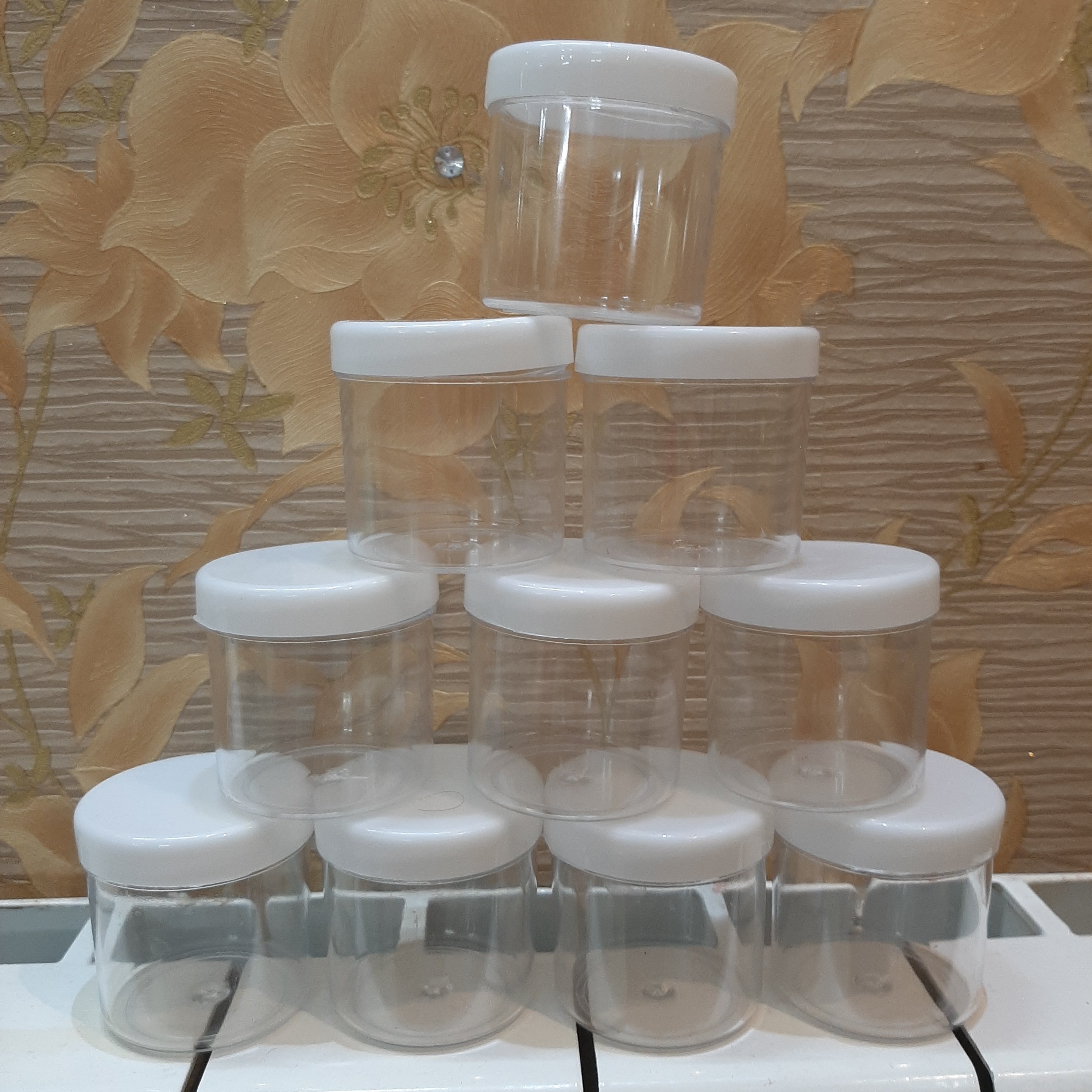 قوطی کرم بسته 10 عددی